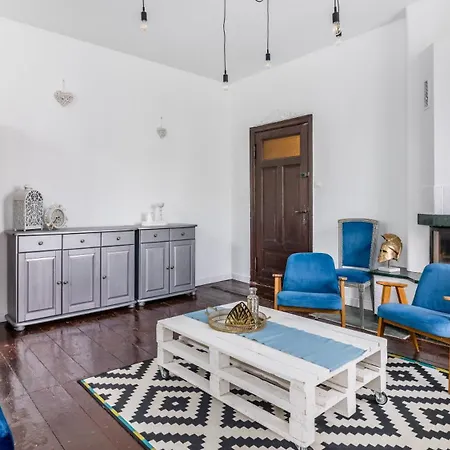 Citystay Retro 5 Min Plaza! * 索波特